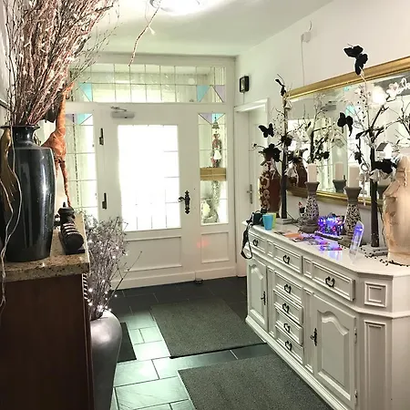 住宿加早餐酒店 Casimir 2*
